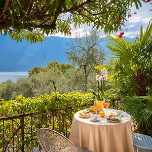 Silvana Garni Limone sul Garda